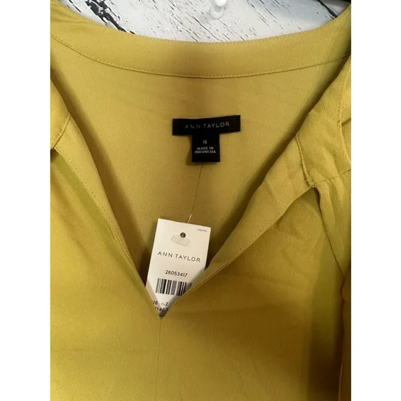 Ann Taylor Beautiful Gold Ruffle Long Sleeve Long Shirtdress SZ 16 *read* - Picture 3 of 11